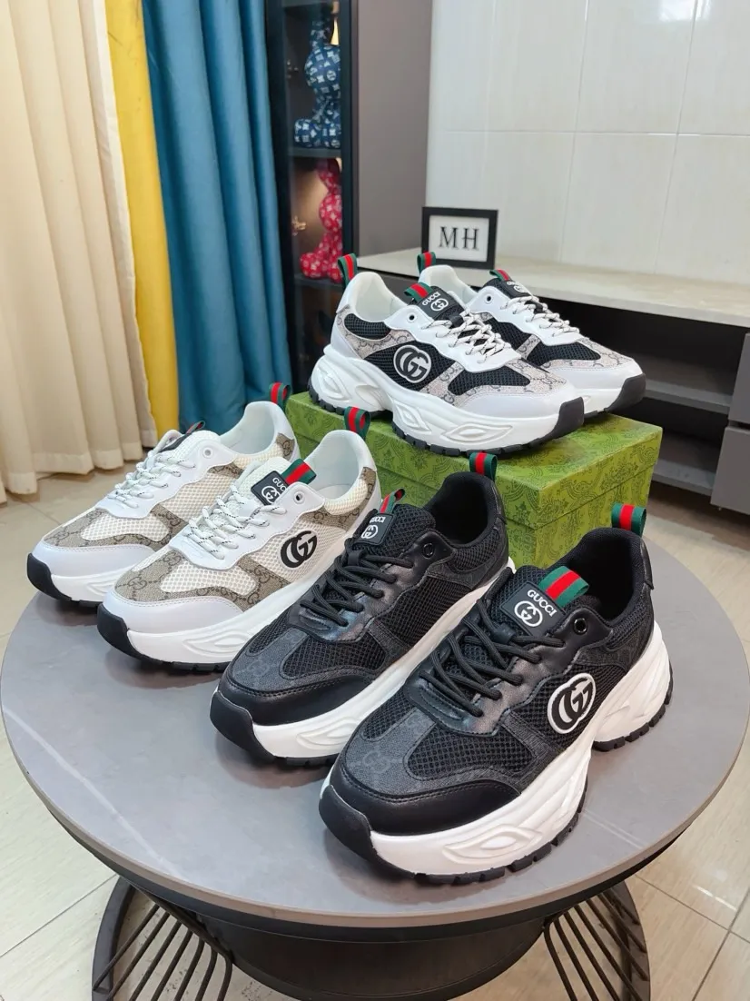 Men's shoes 💰458🌹🌹[GUCCI] Gucci's new lace-up casual men's shoes are on the market first, and the materials and workmanship are superior to all versions on the market. The highest quality shipped first-layer cowhide with imported original perforated materials➕Genuine leather lining, privately molded soft outsole, high foot comfort, imported special materials highlight the brand's unique charm, high-end customization 38-44
